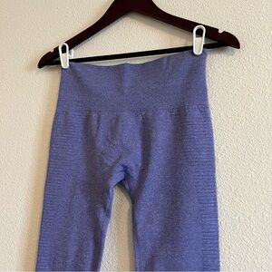 CRVS Curves and Combat Boots Women's Purple Seamless Activewear Leggings Size M